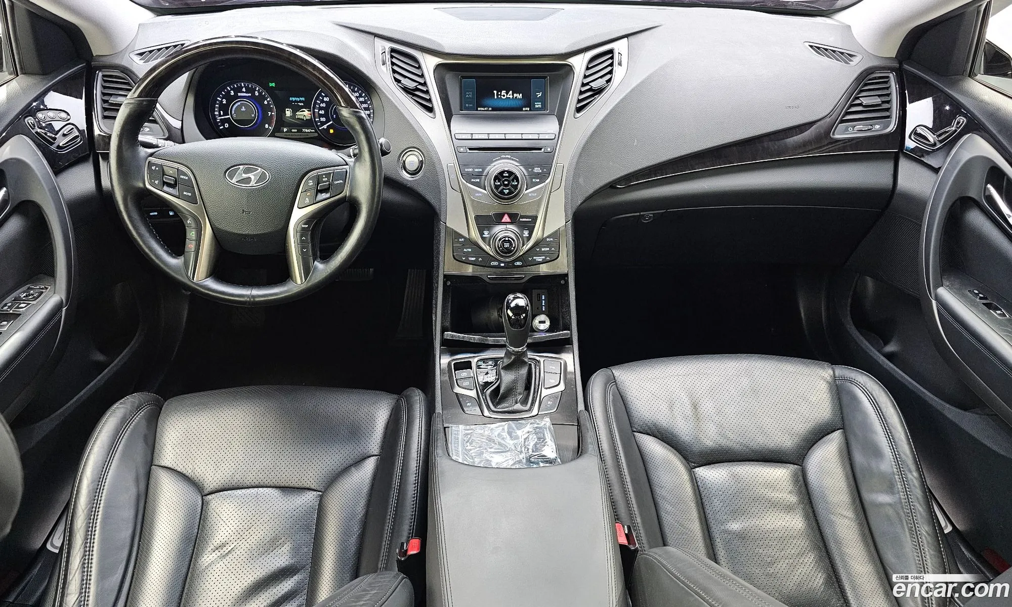 Hyundai Grandeur HG 2013 — 24
