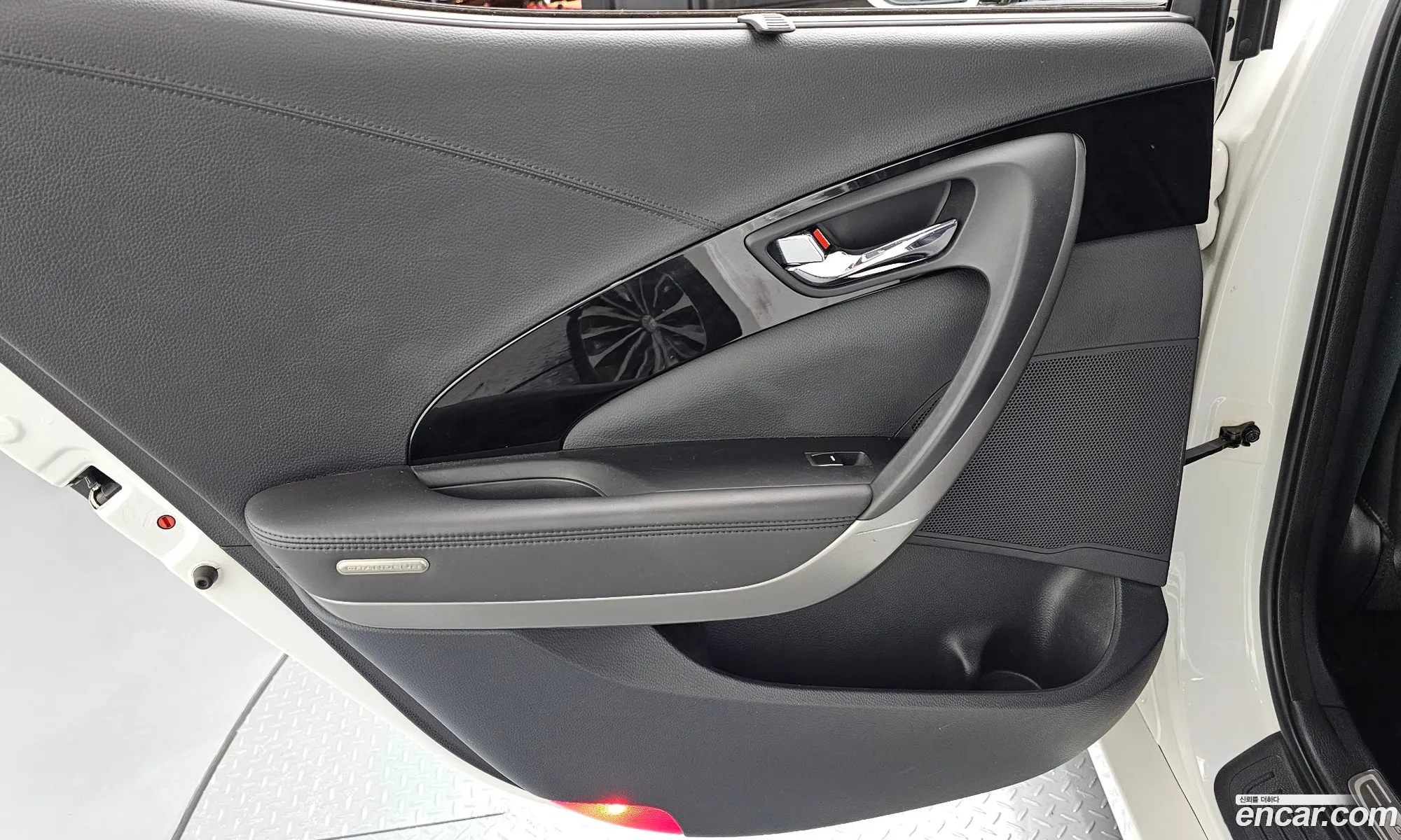Hyundai Grandeur HG 2013 — 28