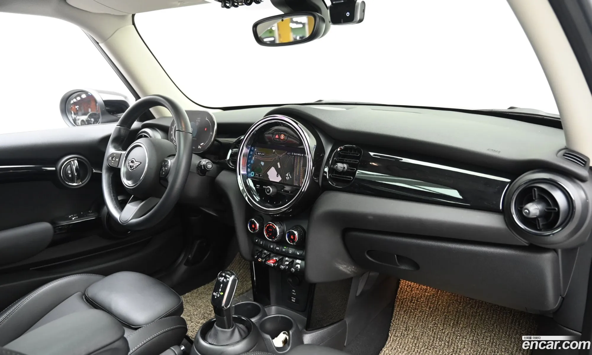 Mini Cooper 2021 WMW41DH04N2R12181 — 18