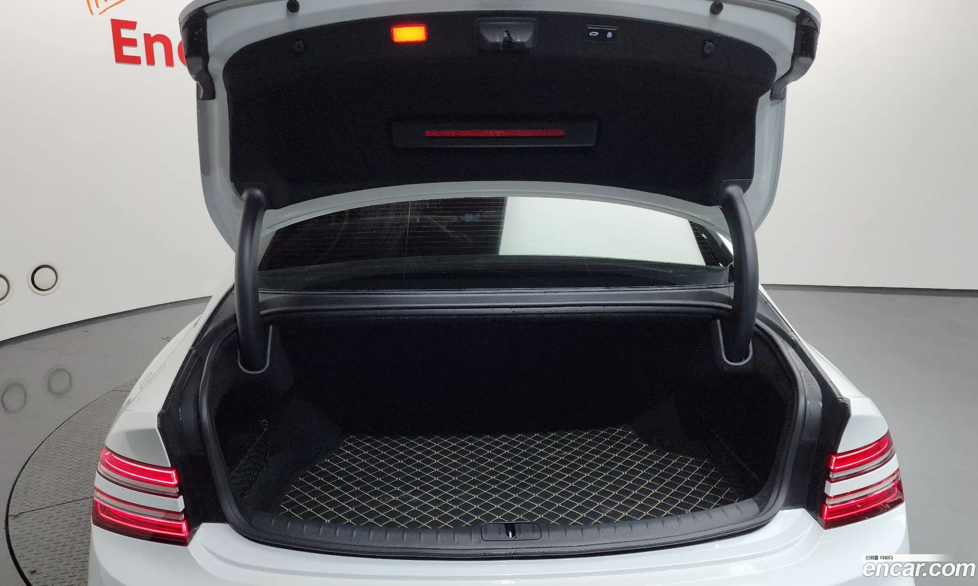 Genesis G80 2025 — 33