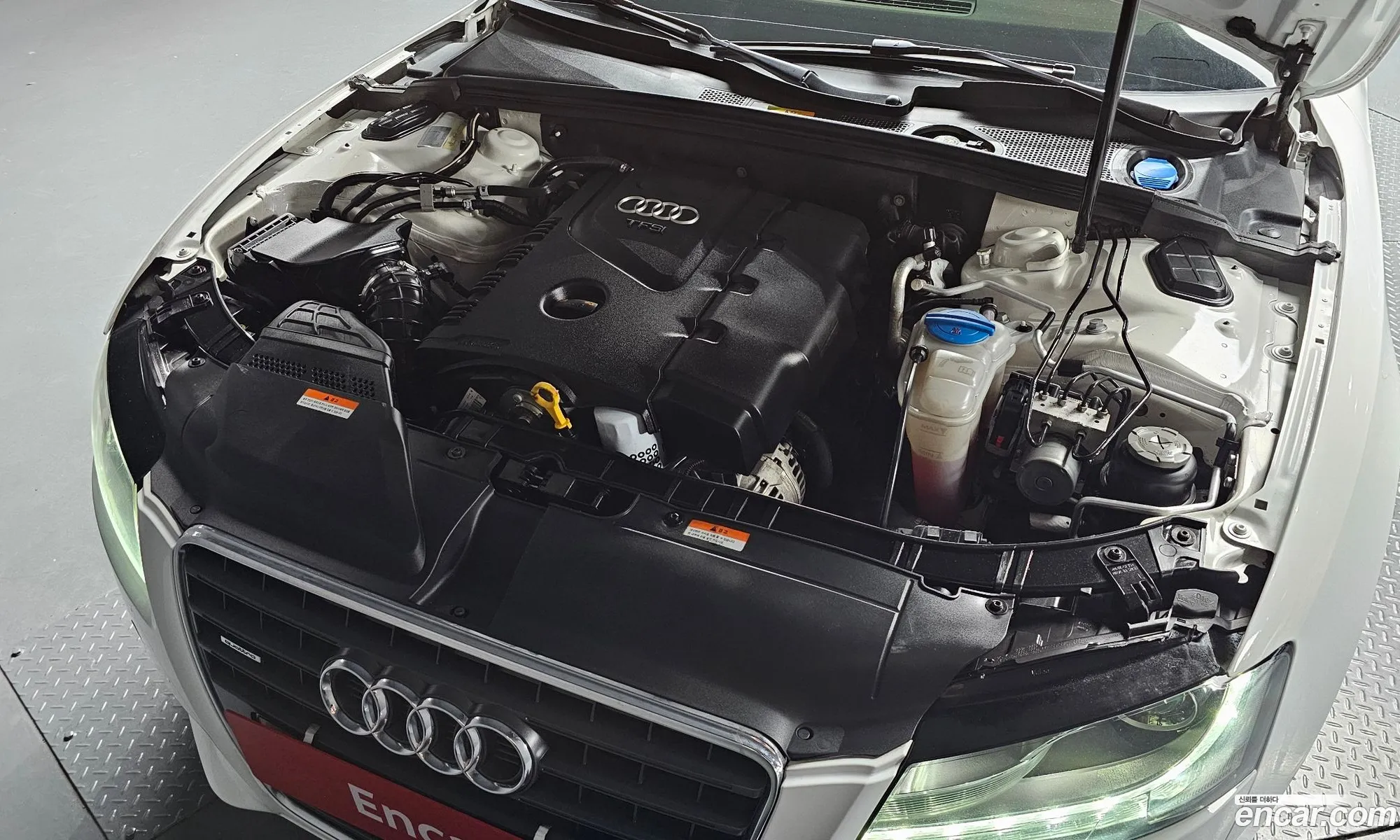 Audi A5 2010 WAUZZZ8T7AA042271 — 12