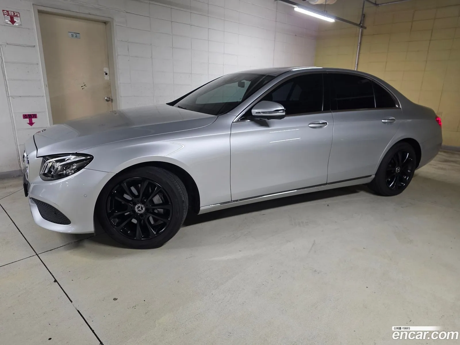 Mercedes-Benz E-Class W213 2019 — 19