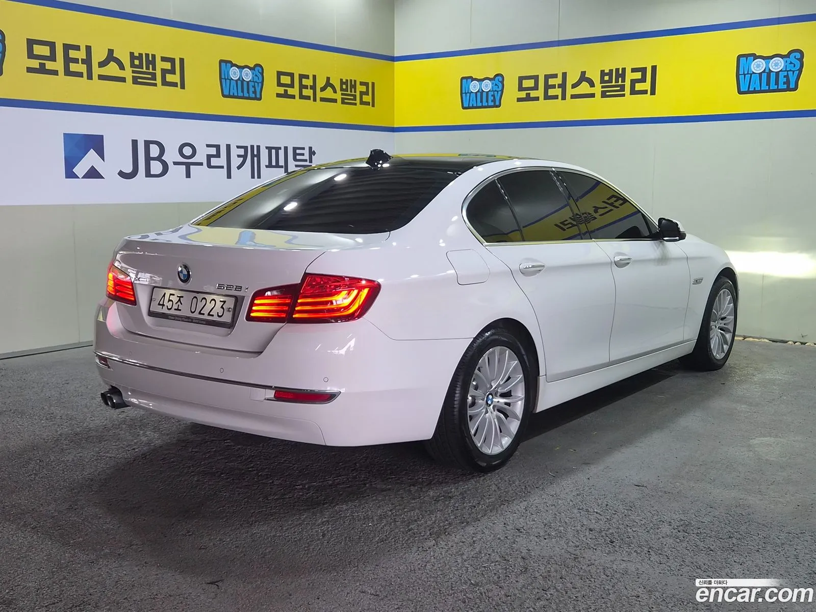 BMW 5 Series 2016 — 6