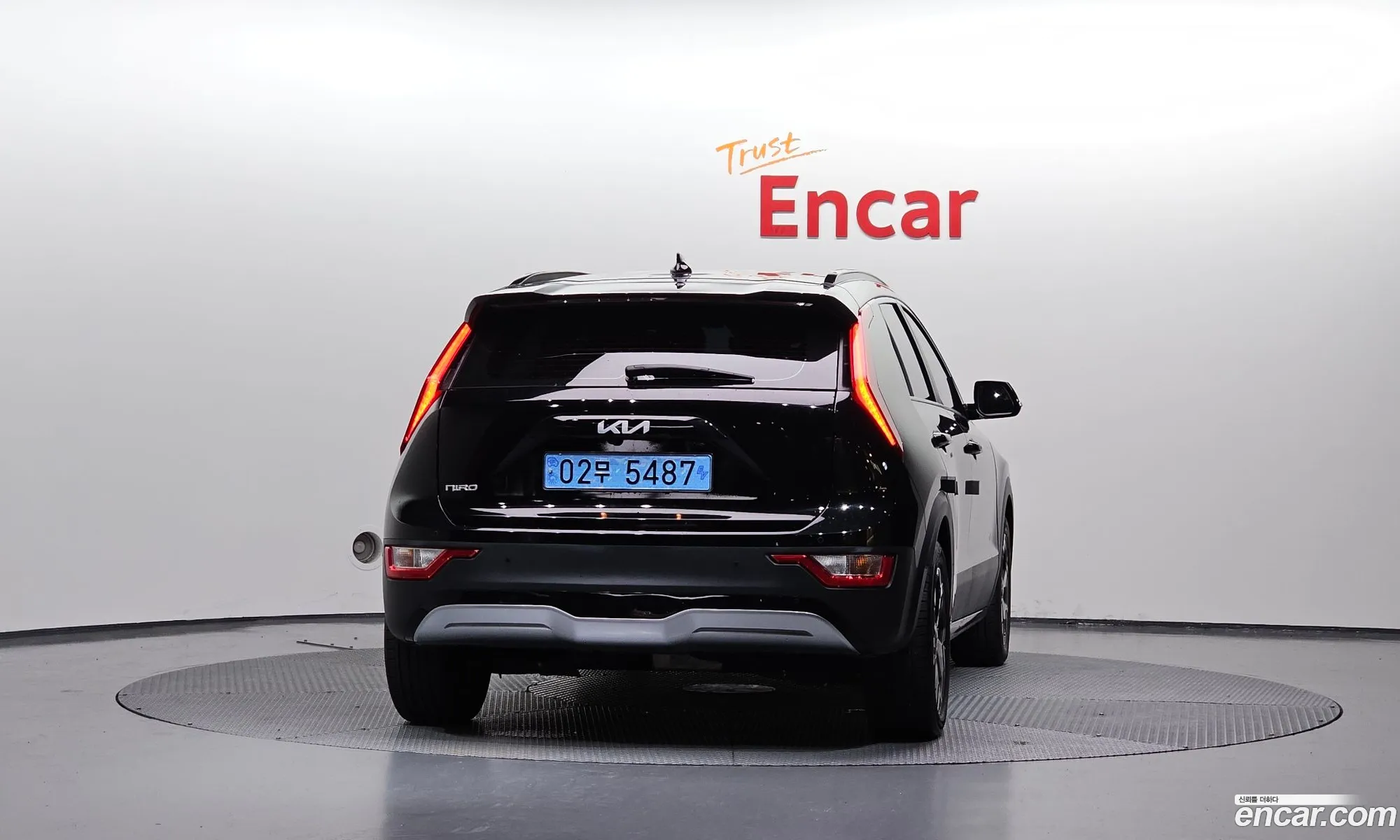 Kia Niro EV 2023 KNACP811FRA042537 — 3