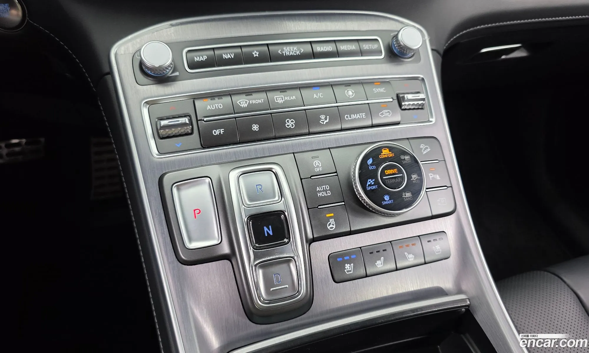 Hyundai Santa Fe 2023 — 19