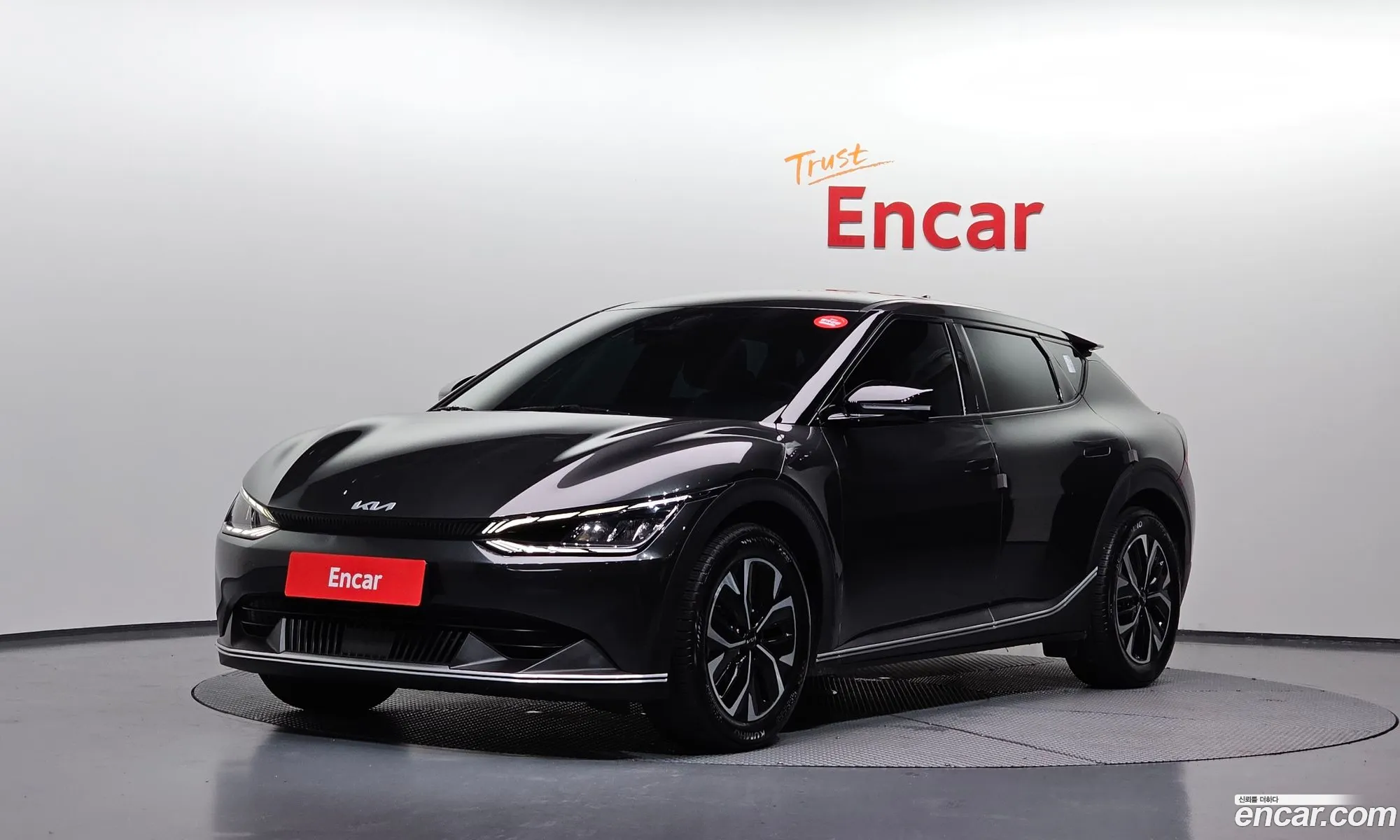 Kia EV6 2022 KNAC281AFNA070175 — 3