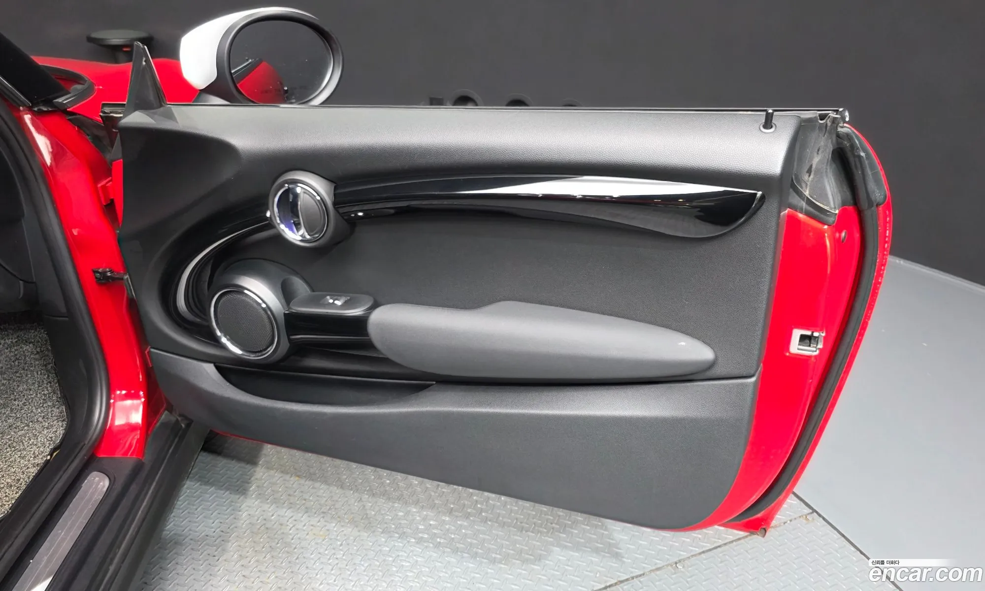 Mini Cooper 2020 — 21