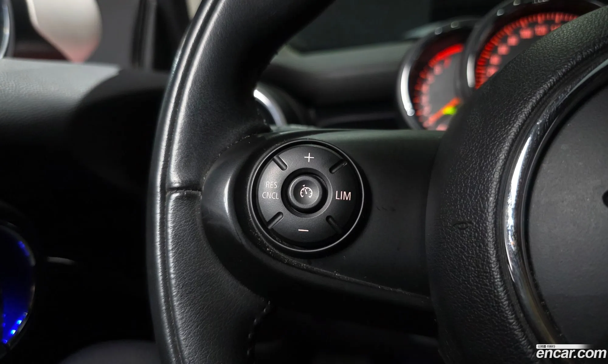 Mini Cooper 2020 — 15