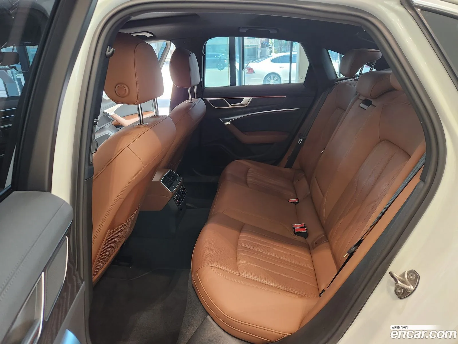 Audi A6 2021 — 4