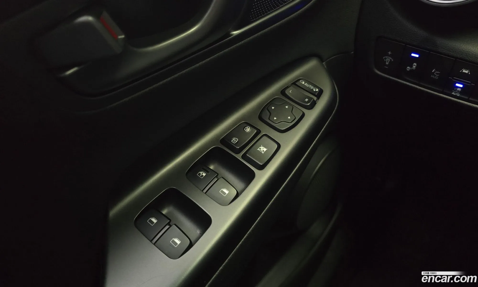 Hyundai Kona Electric 2019 — 17