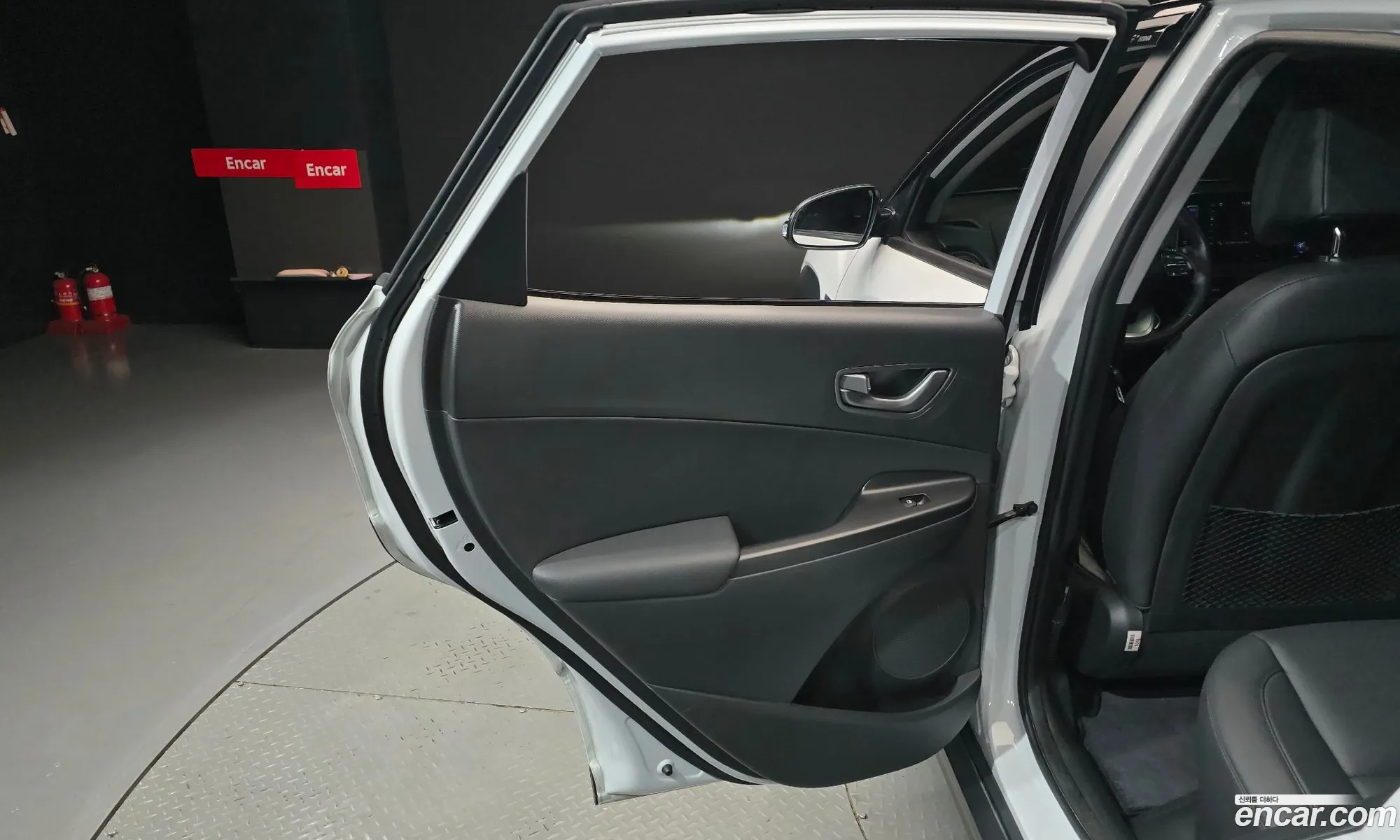 Hyundai Kona Electric 2019 — 4