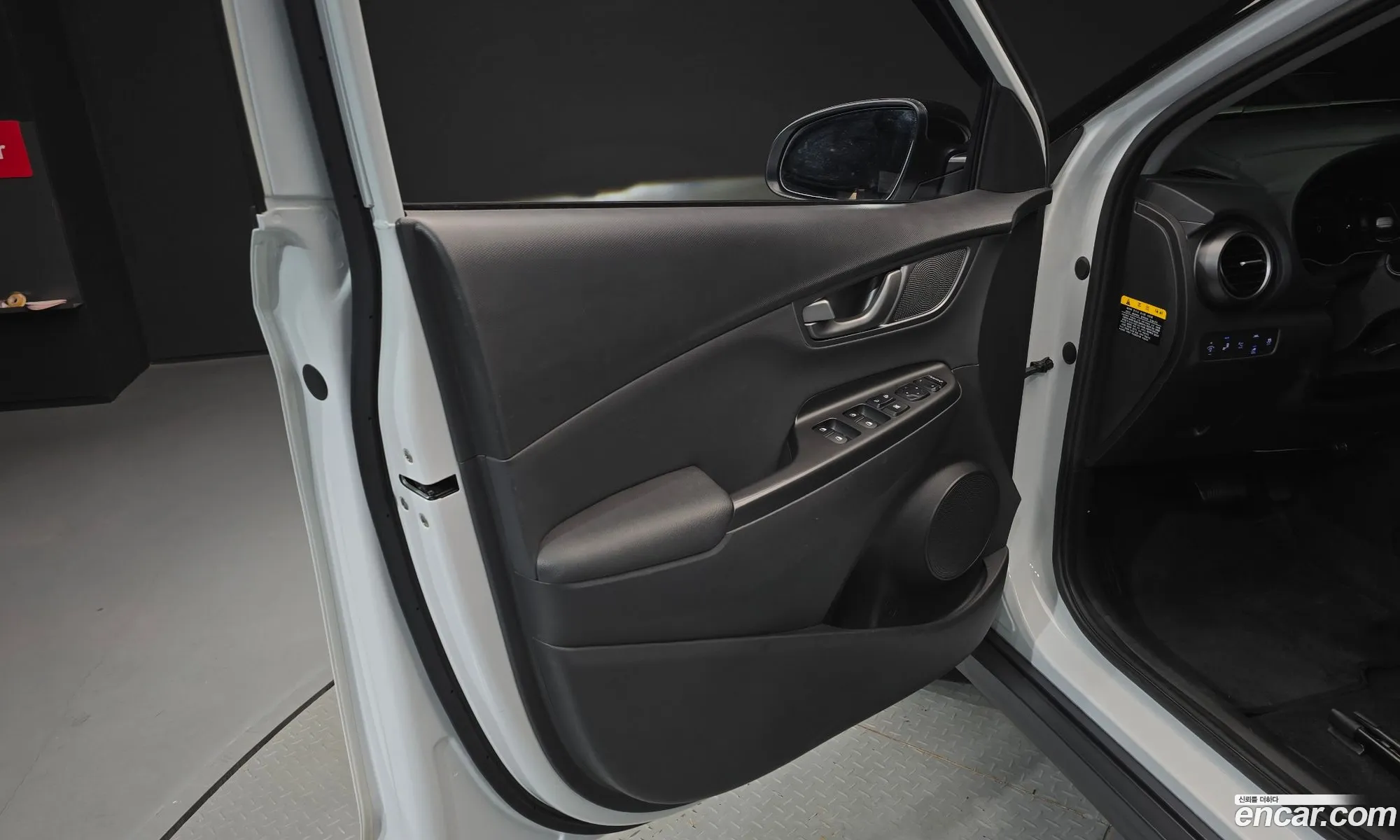 Hyundai Kona Electric 2019 — 10
