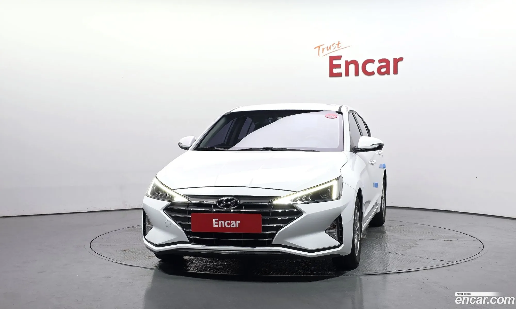 Hyundai Elantra AD 2019 KMHD741EELU926089 — 3