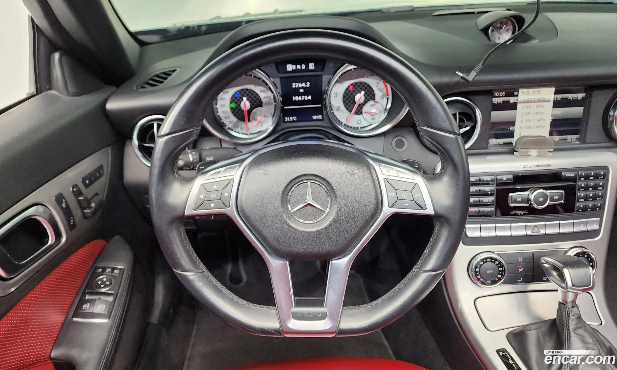 Mercedes-Benz SLK-Class 2013 WDDPK4JA2DF060782 — 20