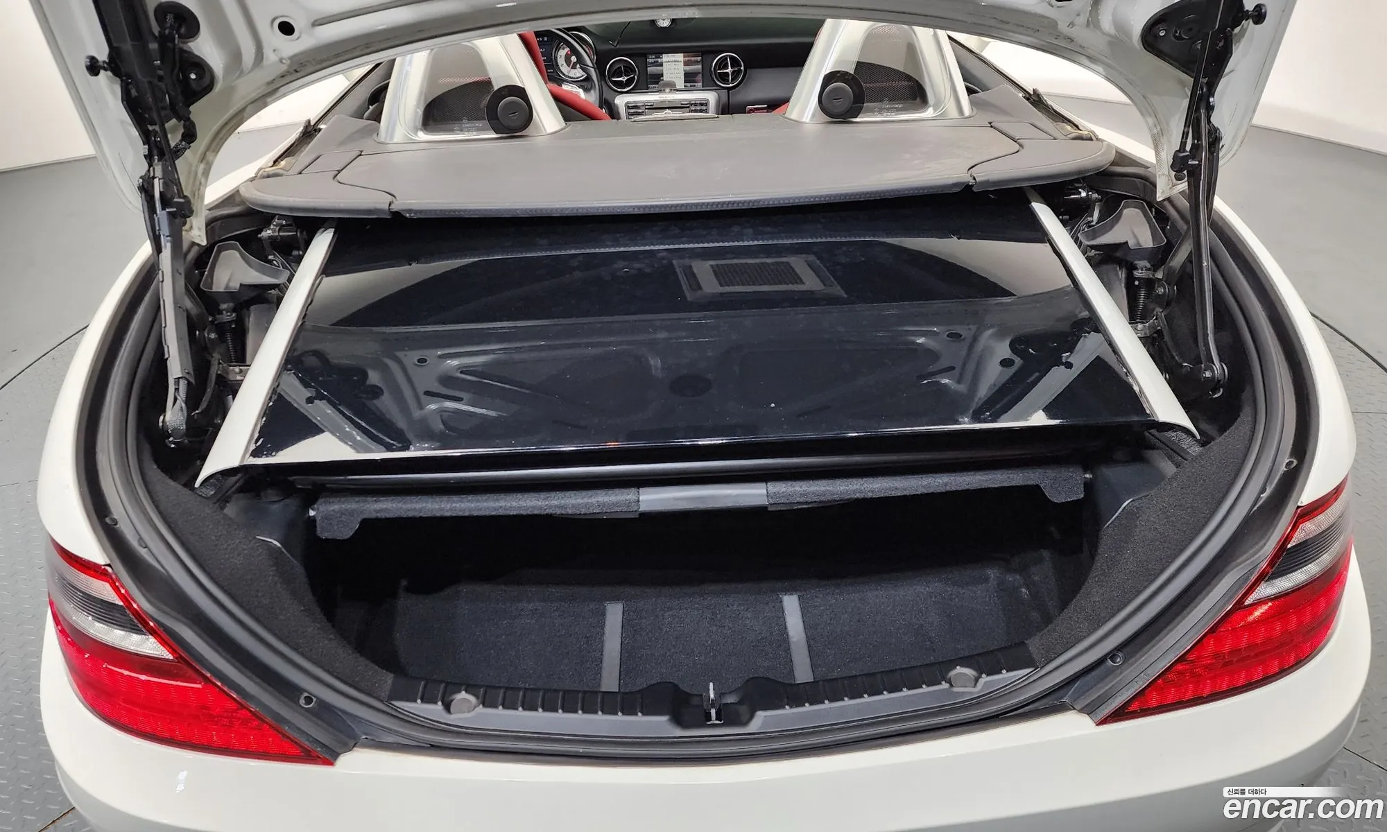 Mercedes-Benz SLK-Class 2013 WDDPK4JA2DF060782 — 9