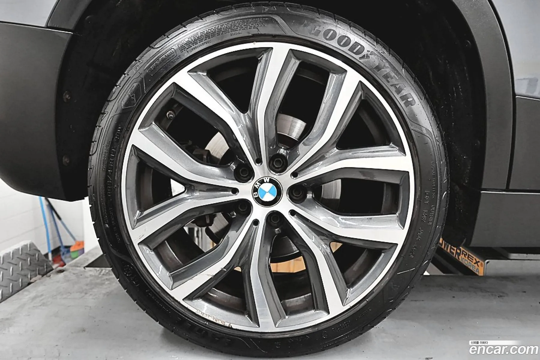 BMW X2 2021 — 17