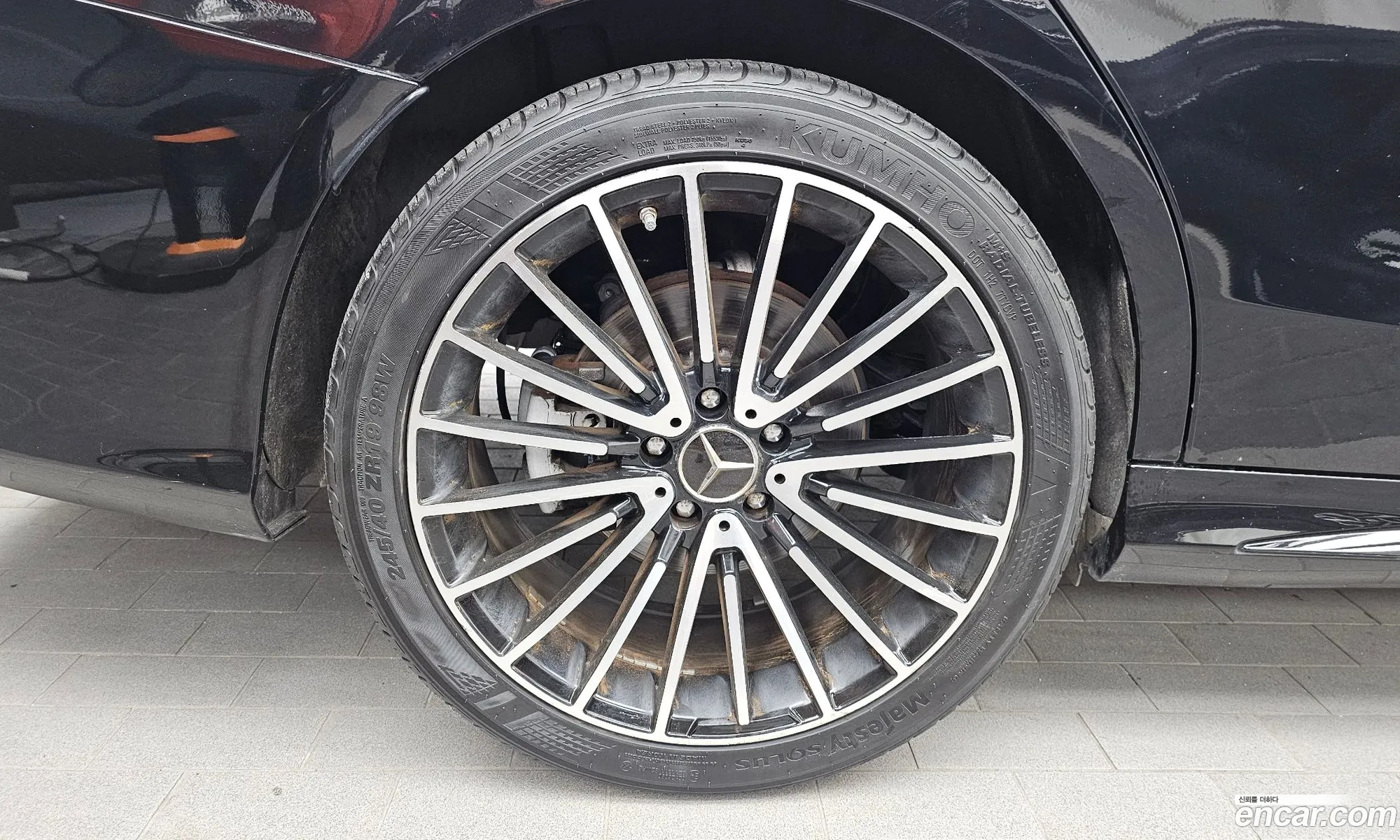 Mercedes-Benz C-Class W205 2019 — 30