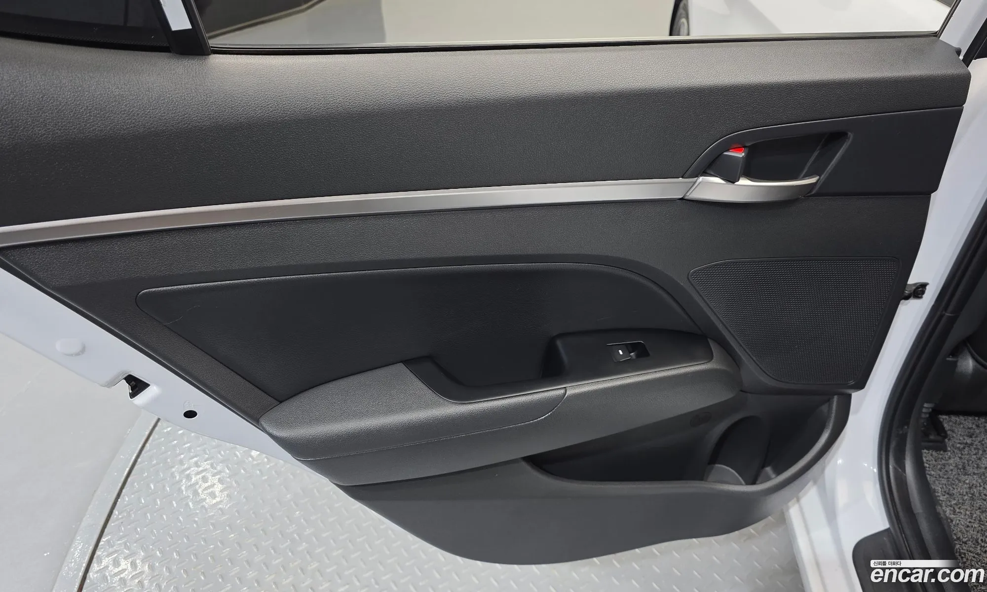 Hyundai Elantra AD 2020 — 11