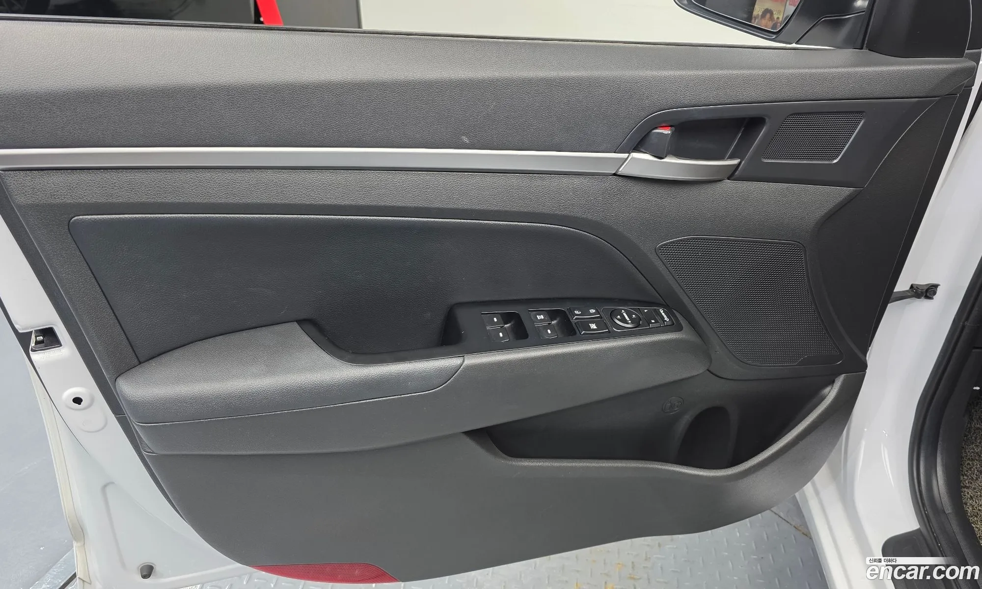 Hyundai Elantra AD 2020 — 15