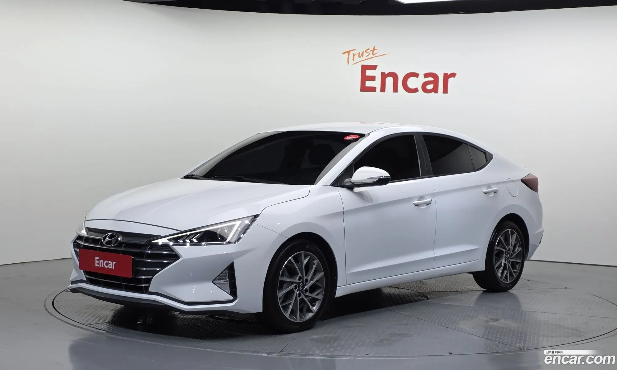 Hyundai Elantra AD 2020 — 29