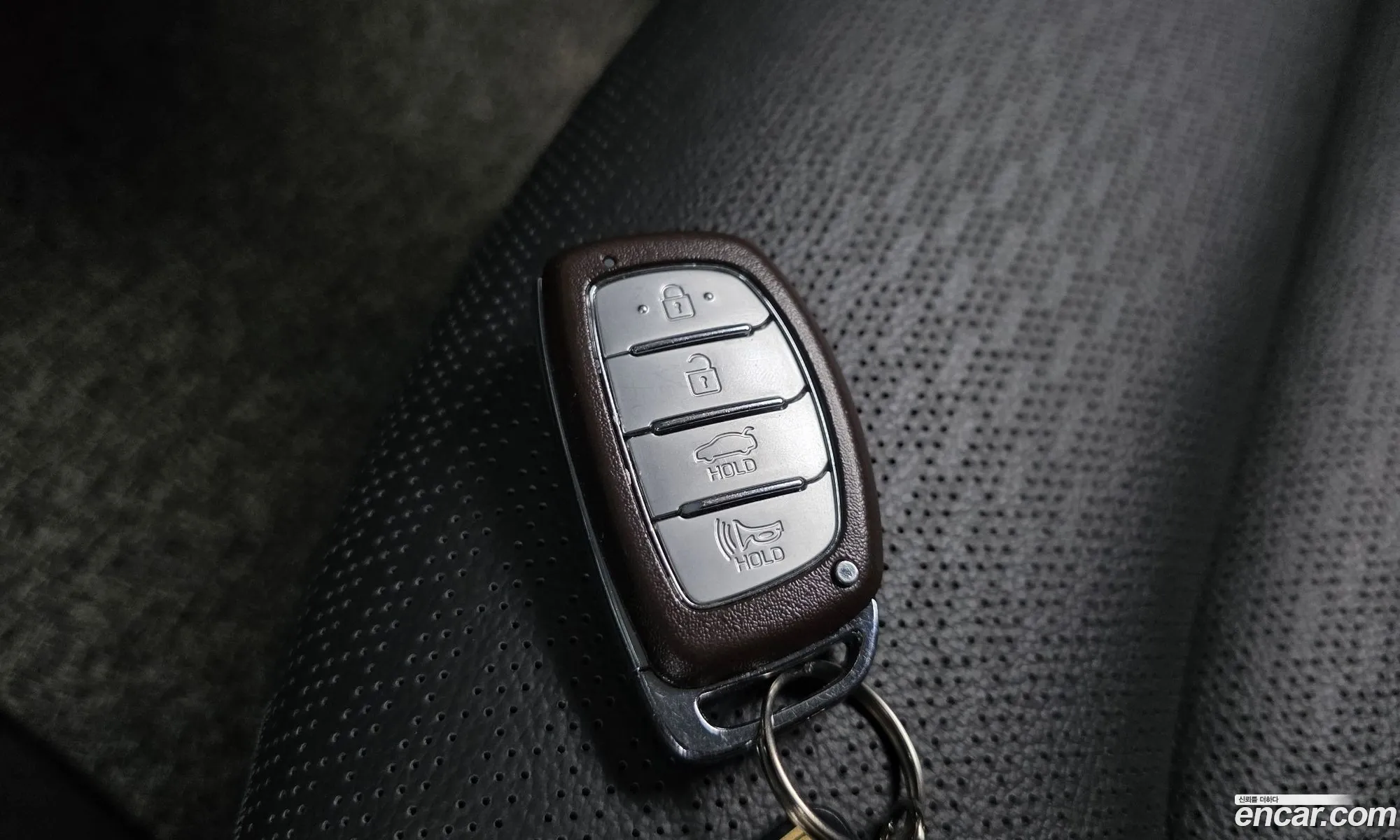 Hyundai Elantra AD 2020 — 12
