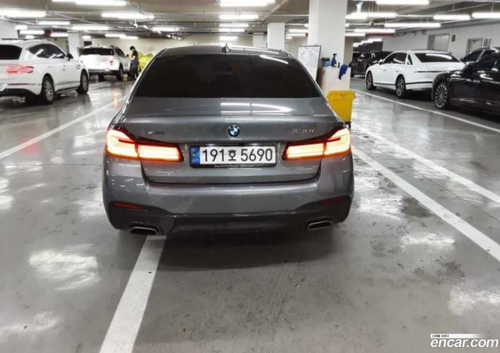 BMW 5 Series 2022 — 11