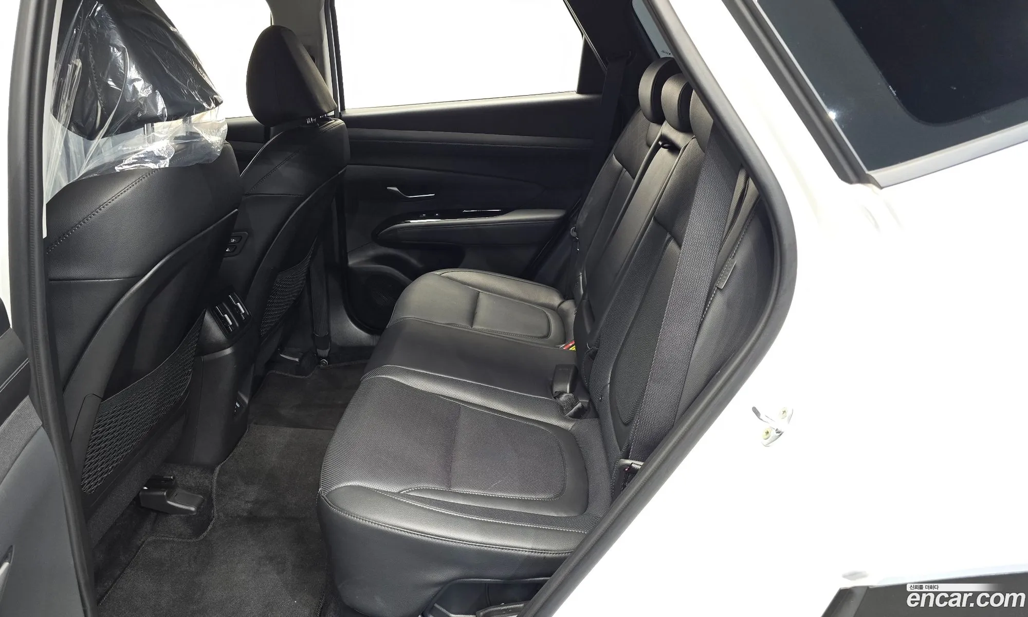 Hyundai Tucson Hybrid 2025 — 25