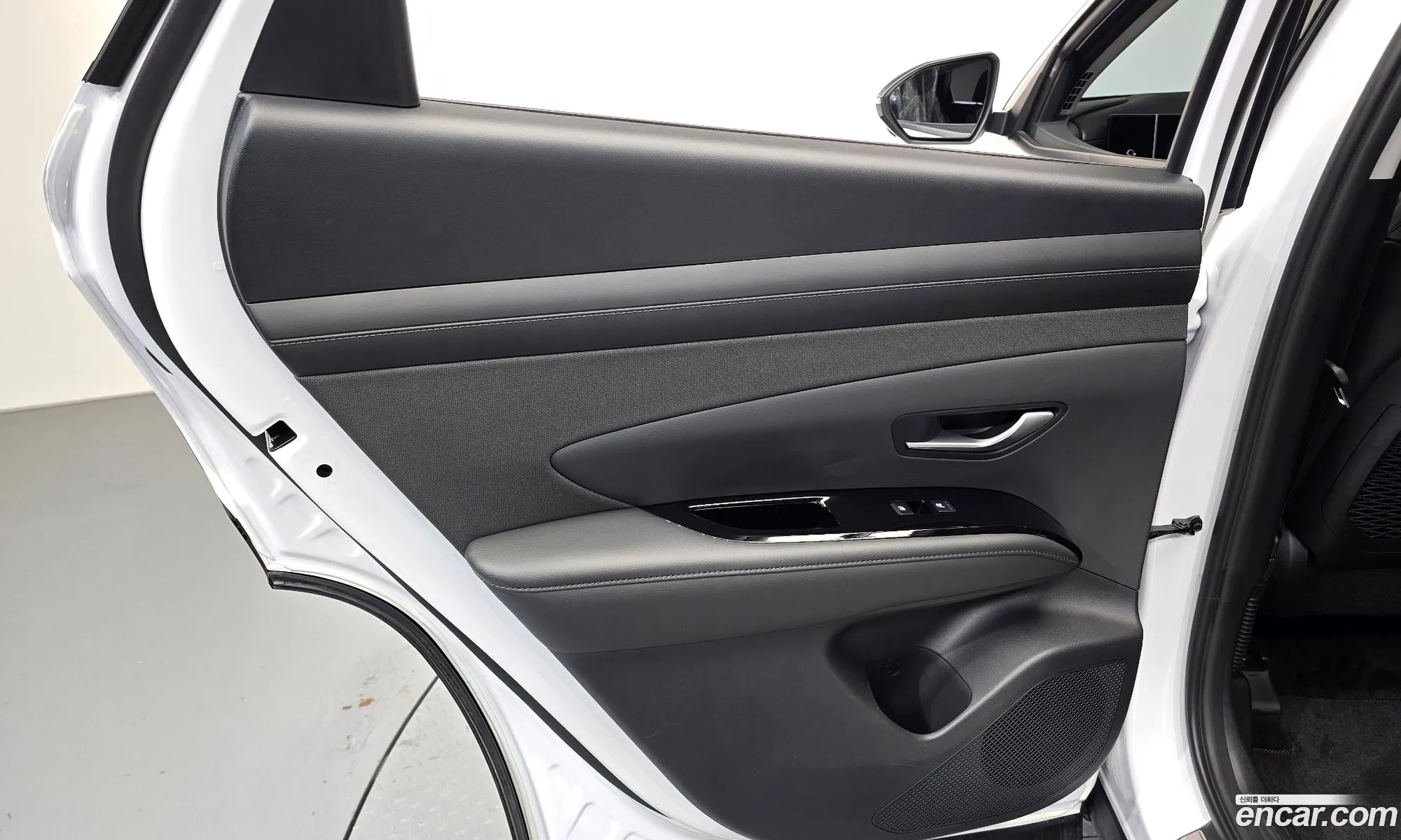 Hyundai Tucson Hybrid 2025 — 15