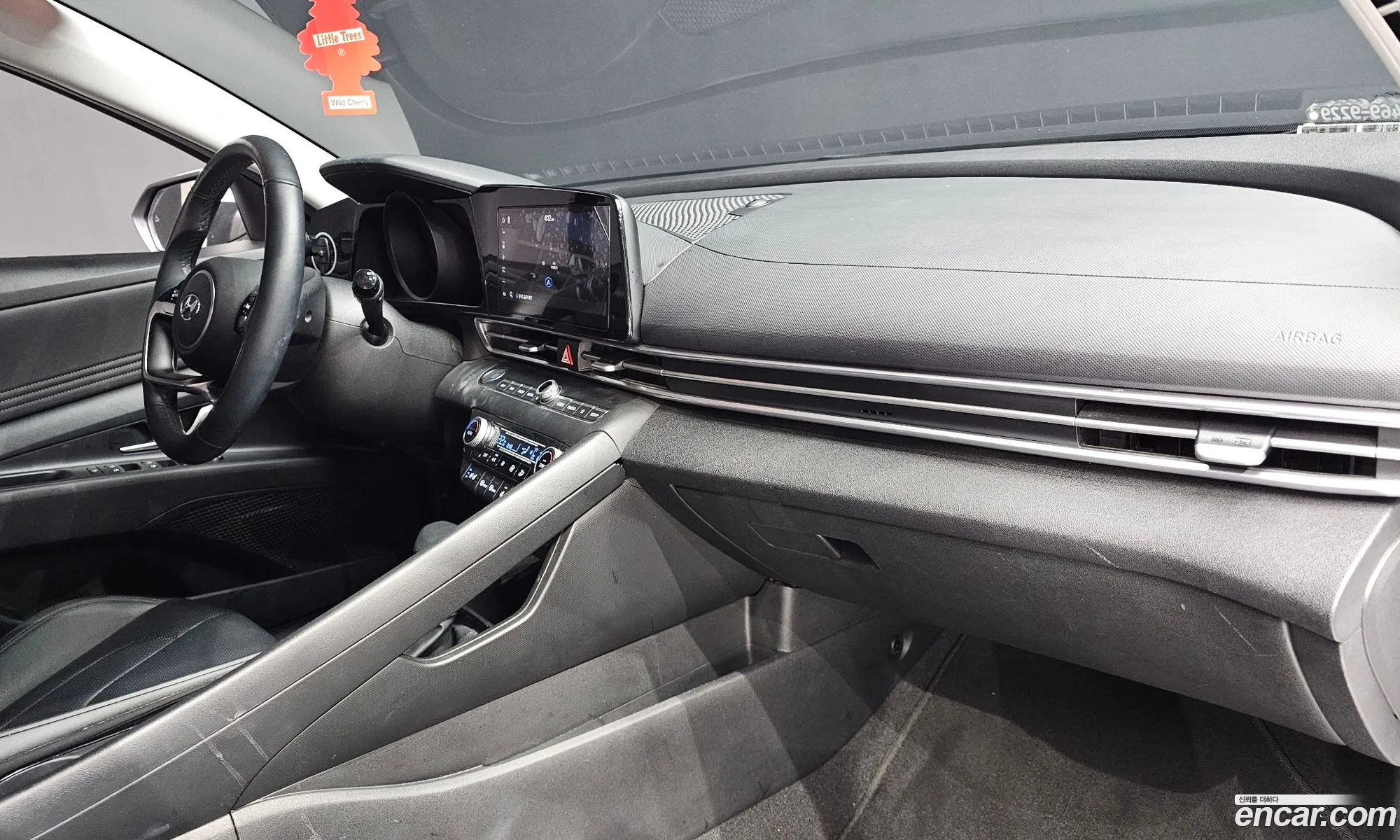 Hyundai Elantra 2021 — 22