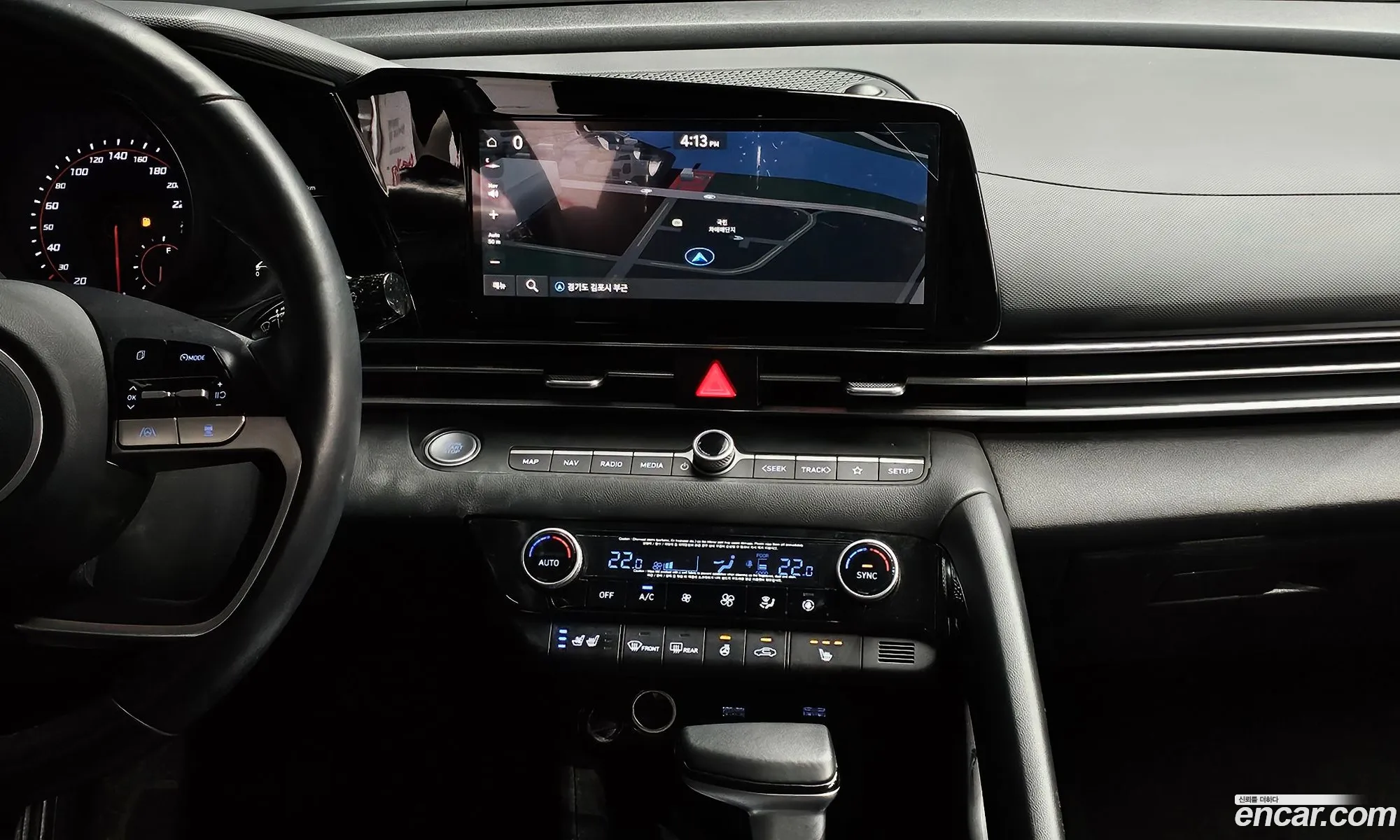 Hyundai Elantra 2021 — 24