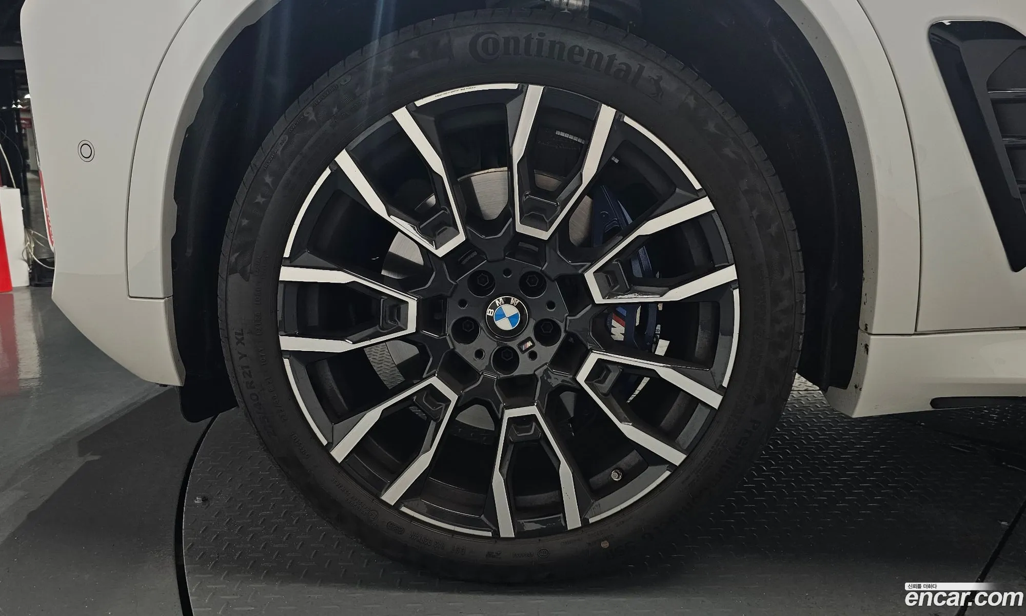 BMW X5 2025 WBA21EU09T9148075 — 17