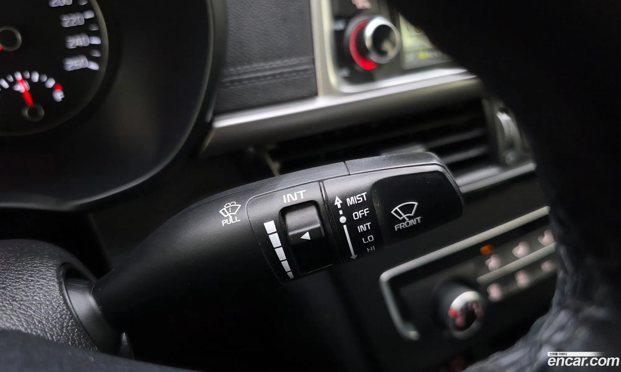 Kia K5 2018 — 19
