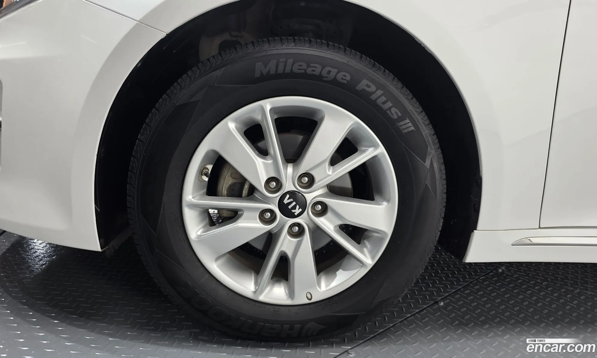 Kia K5 2018 — 29