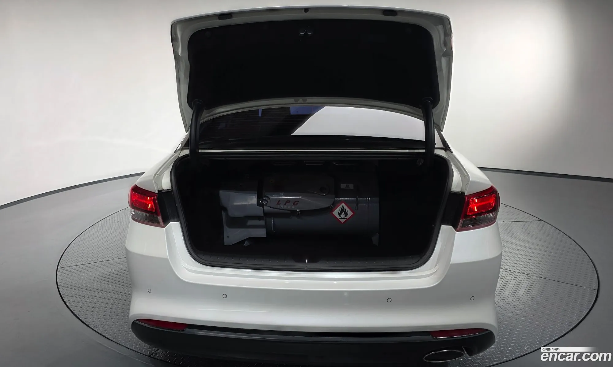 Kia K5 2018 — 26