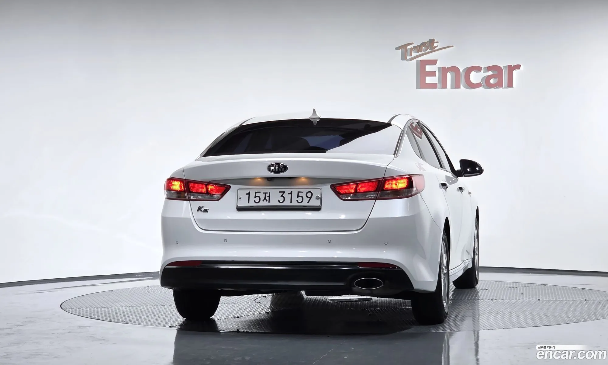 Kia K5 2018 — 2