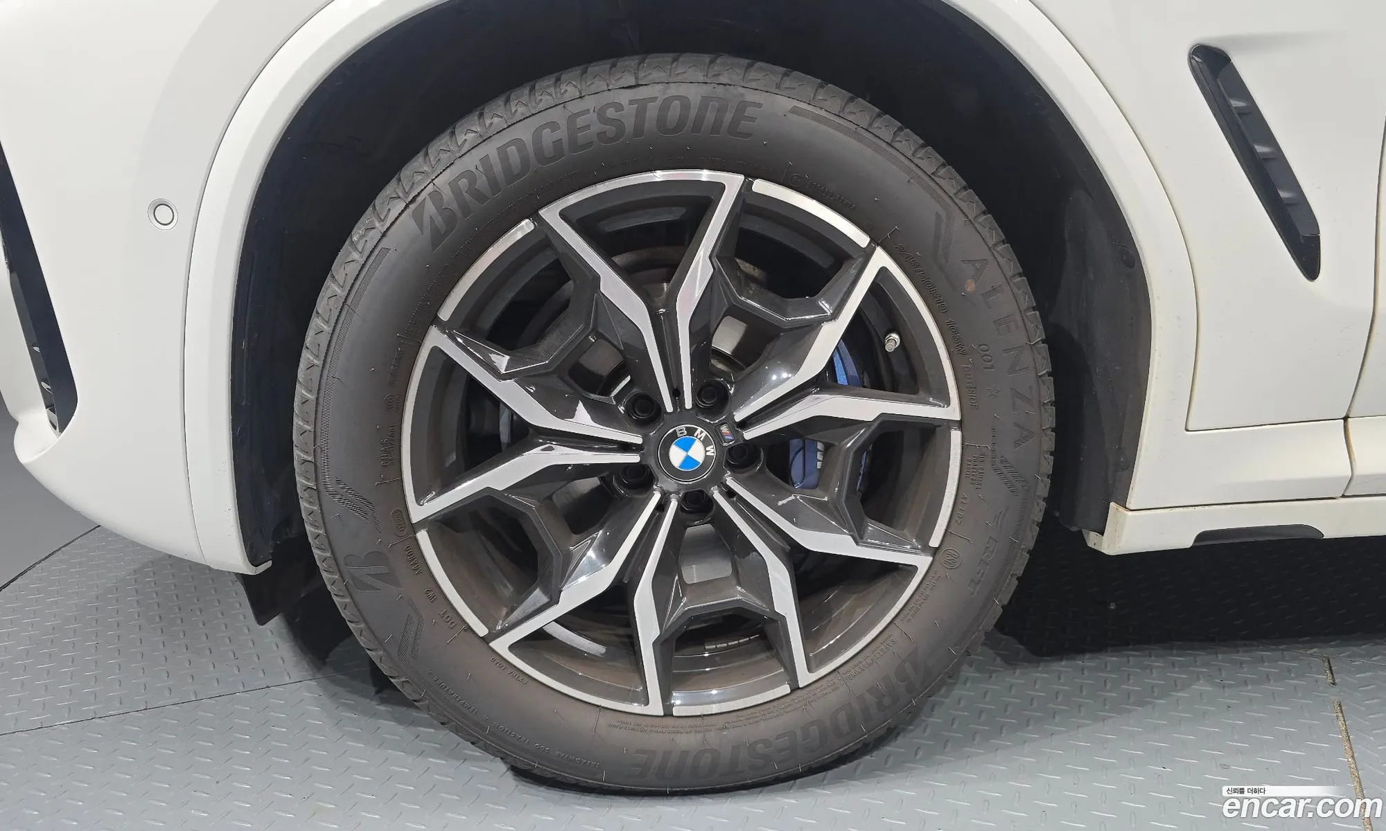 BMW X3 2024 WBA31DP07R9X15569 — 31