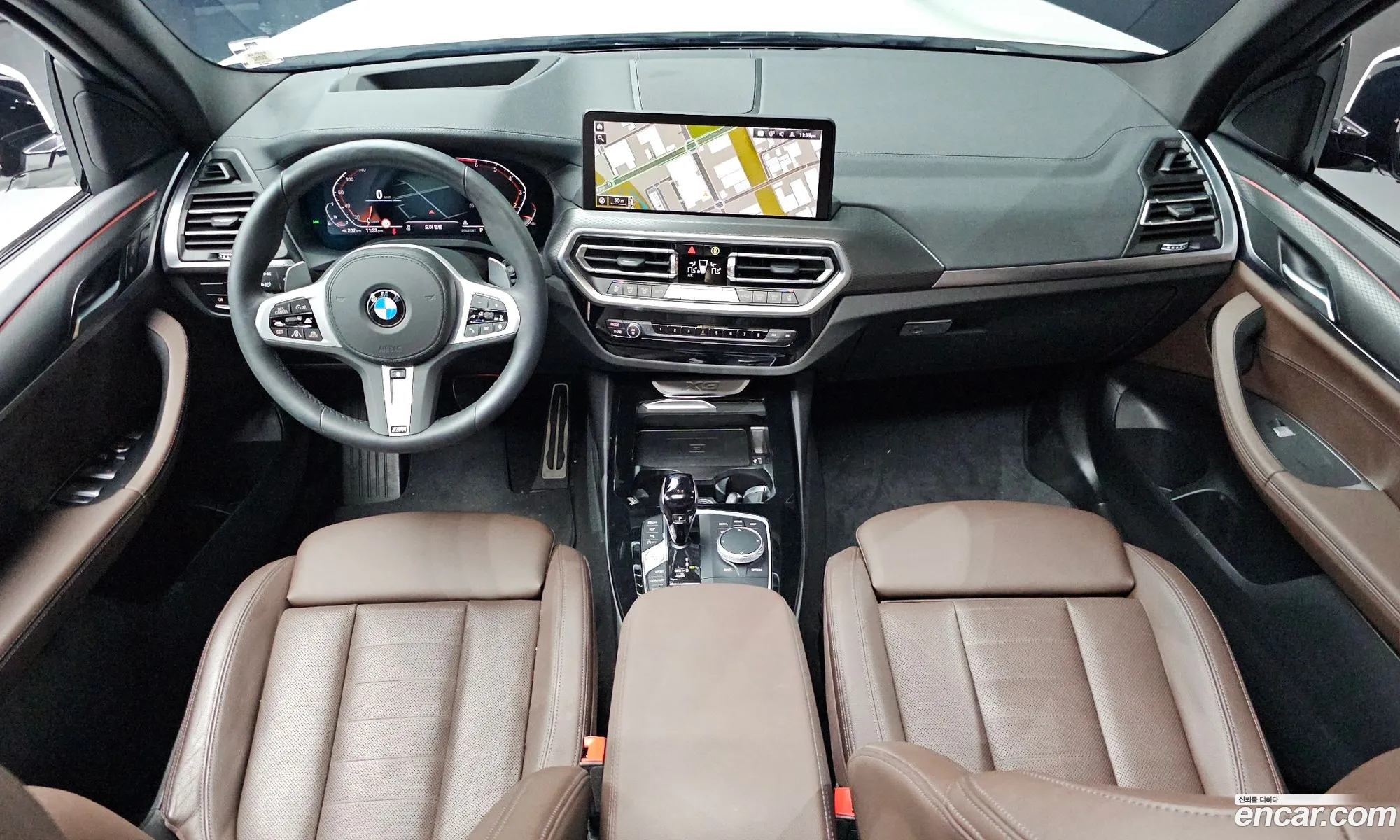 BMW X3 2024 WBA31DP07R9X15569 — 32