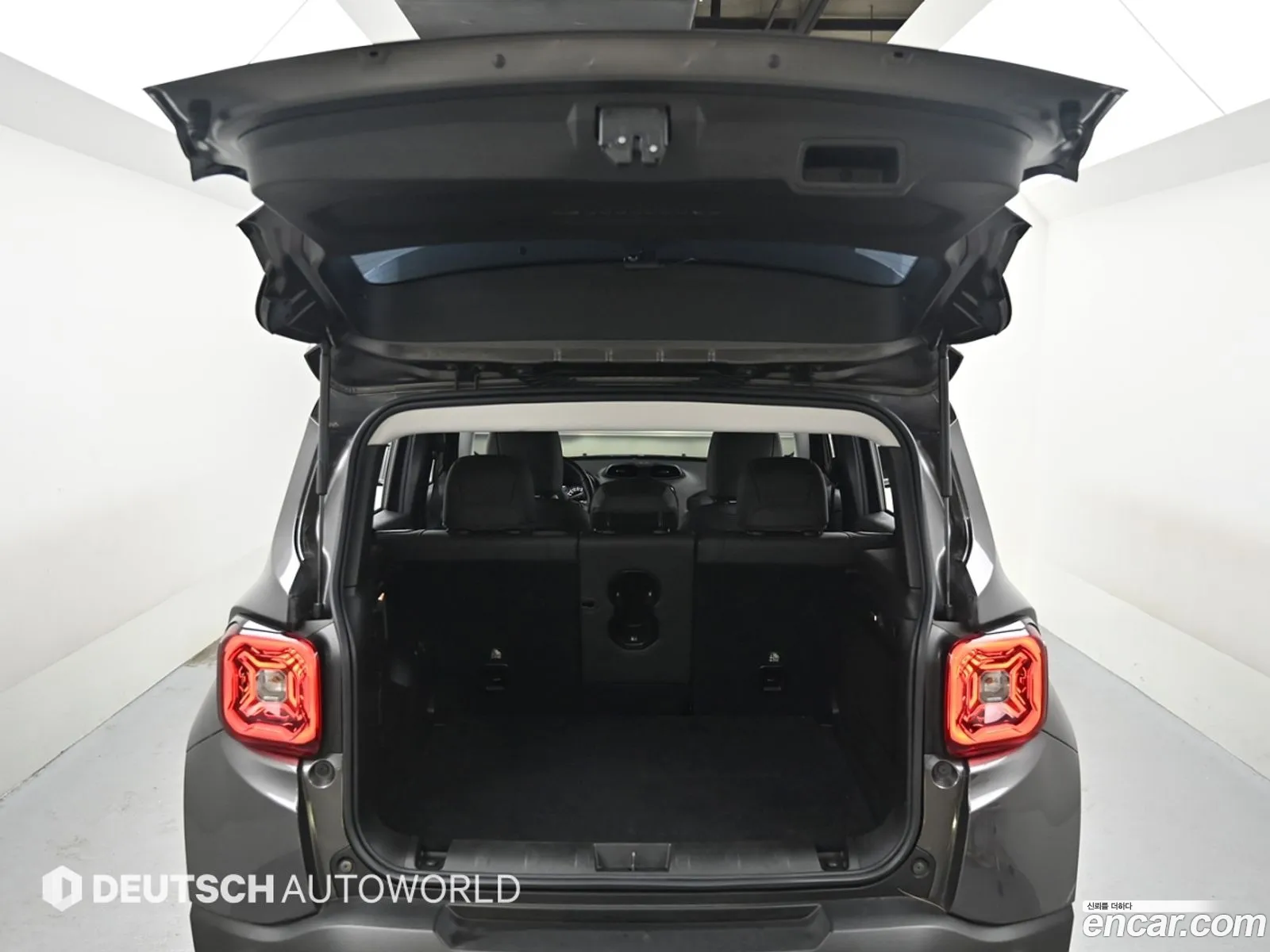 Jeep Renegade 2021 — 11