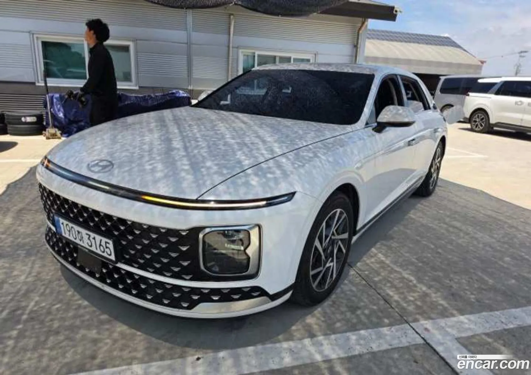 Hyundai Grandeur 2023 — 7