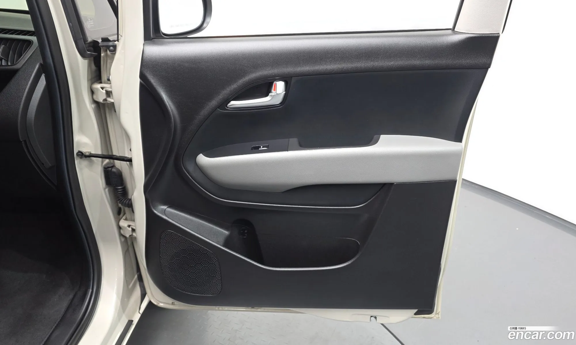 Kia Kia Ray 2023 — 23