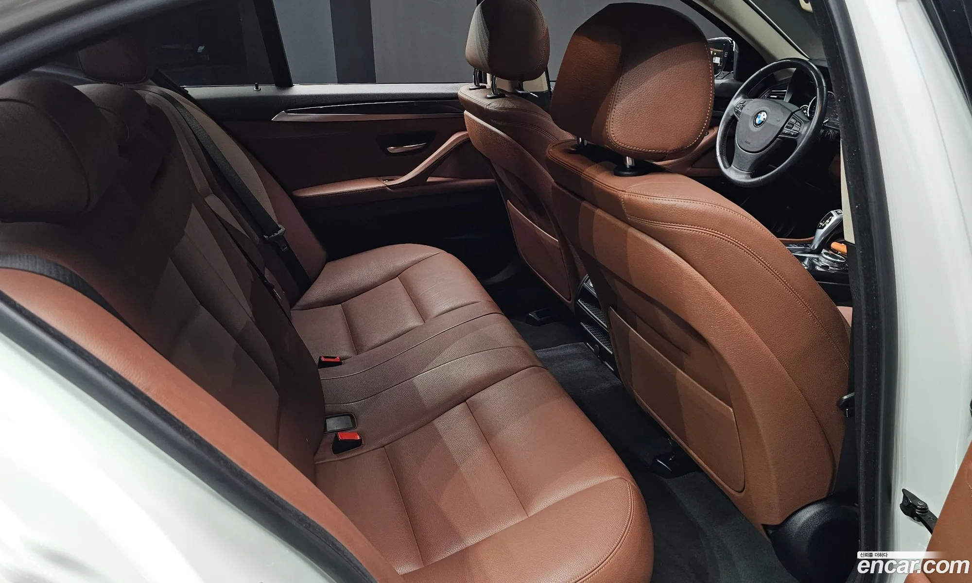 BMW 5 Series 2016 WBA5E5107GG200794 — 3