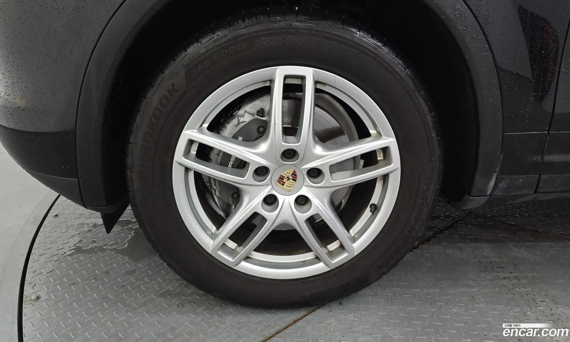 Porsche Cayenne 2012 WP1AF2924CLA39050 — 2