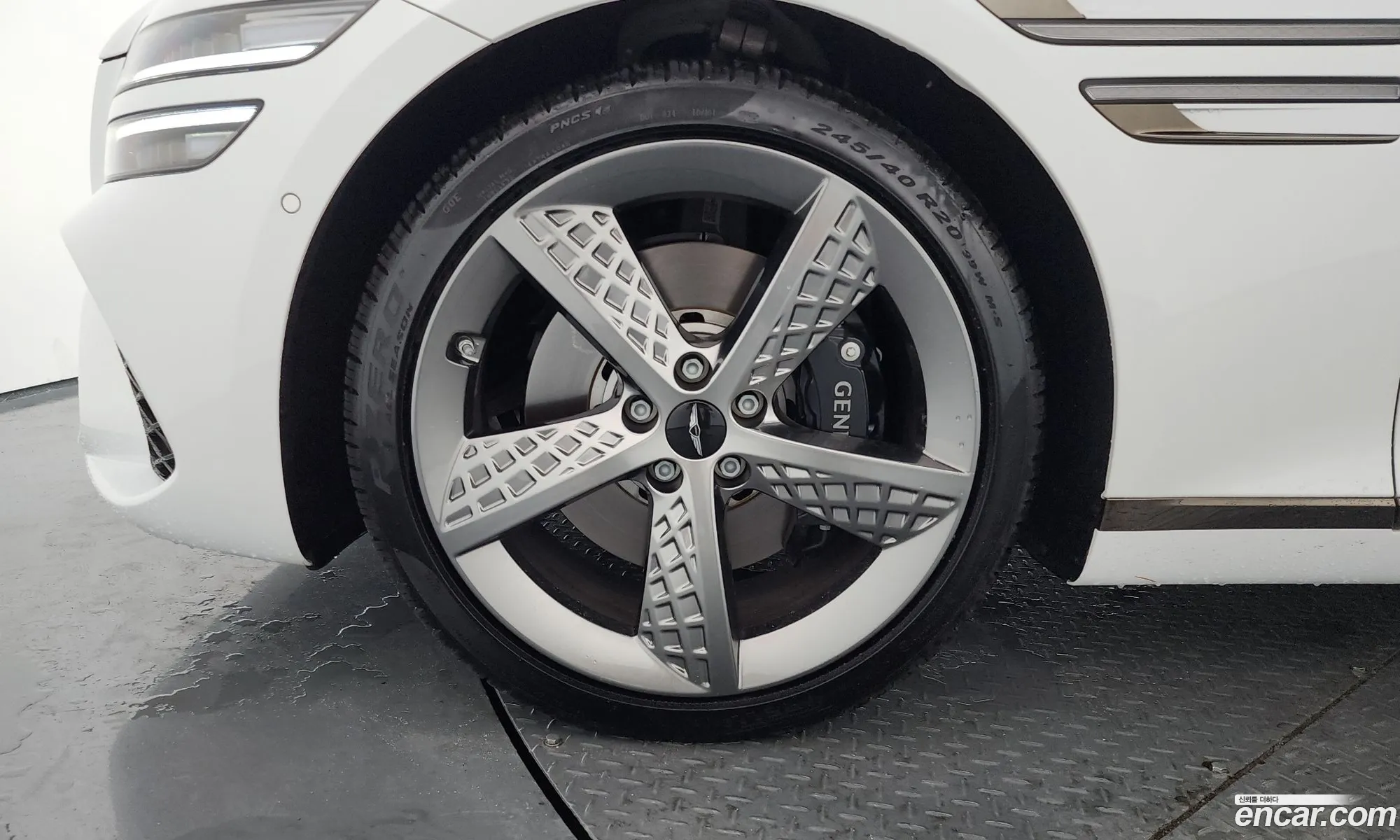 Genesis G80 2025 — 5
