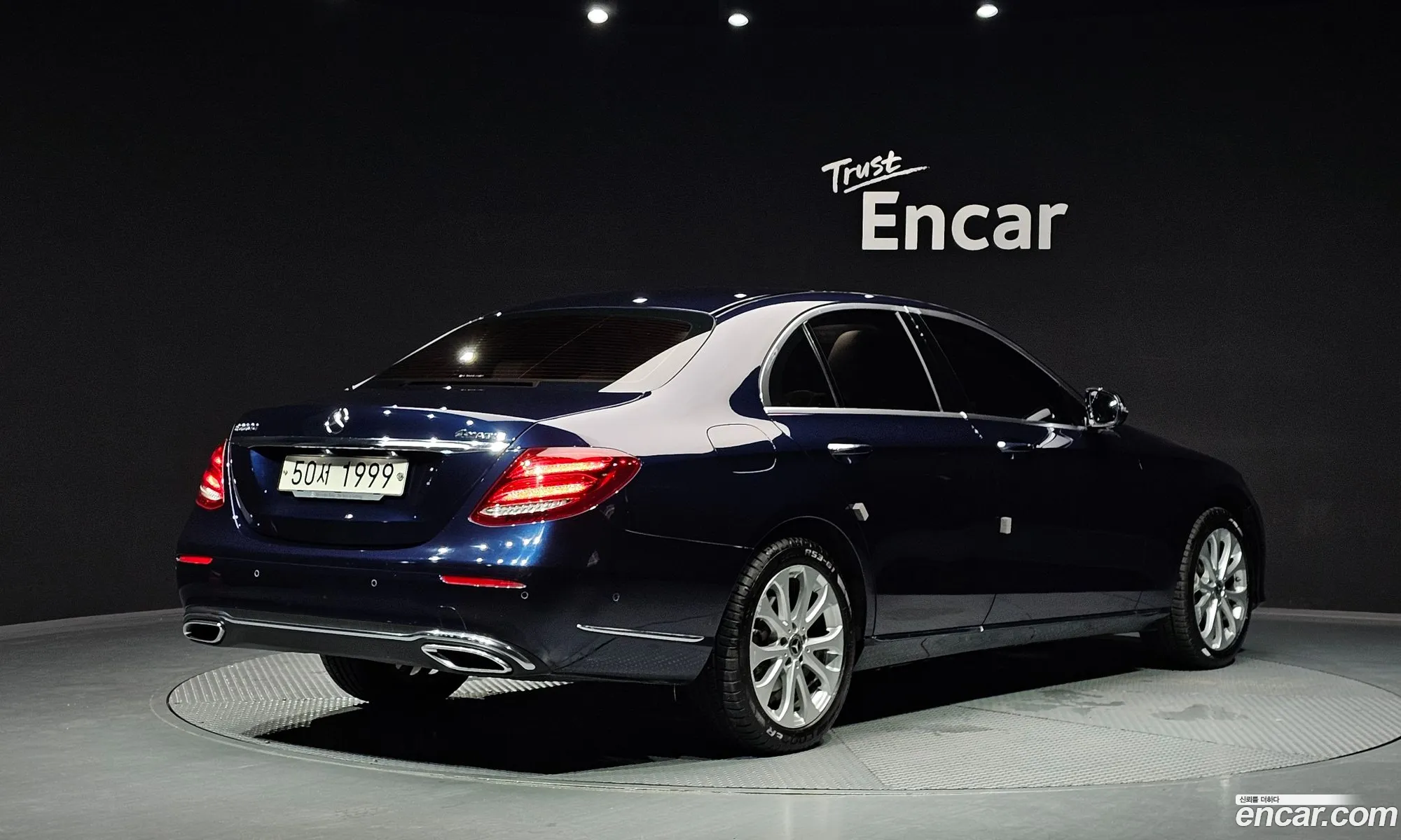 Mercedes-Benz E-Class W213 2018 — 11