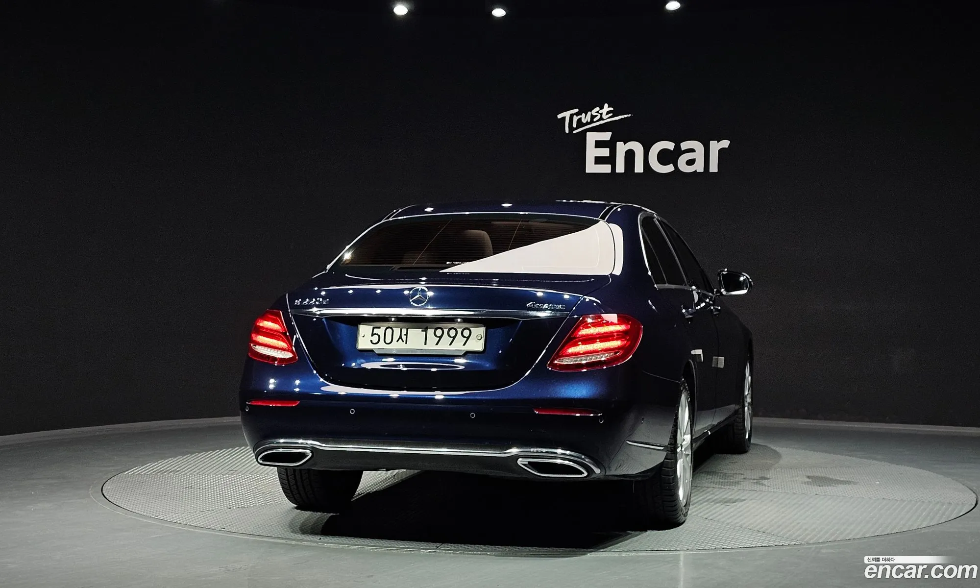 Mercedes-Benz E-Class W213 2018 — 13