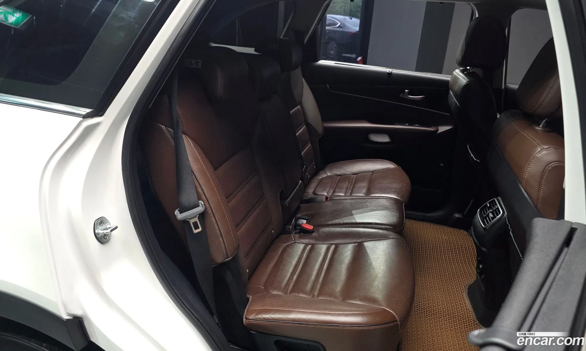 Kia Sorento 2016 — 10