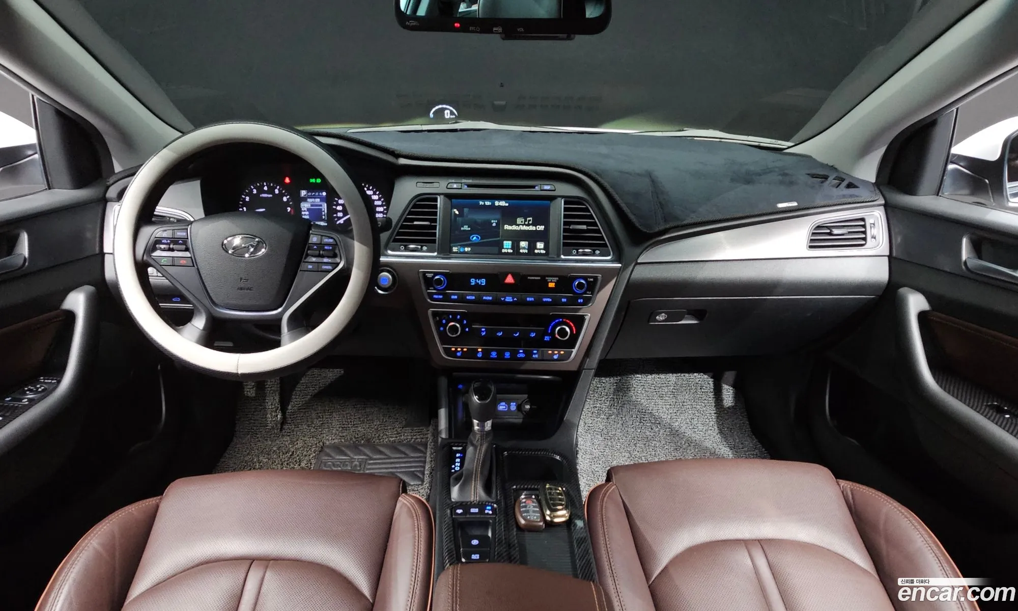 Hyundai LF Sonata 2017 — 2