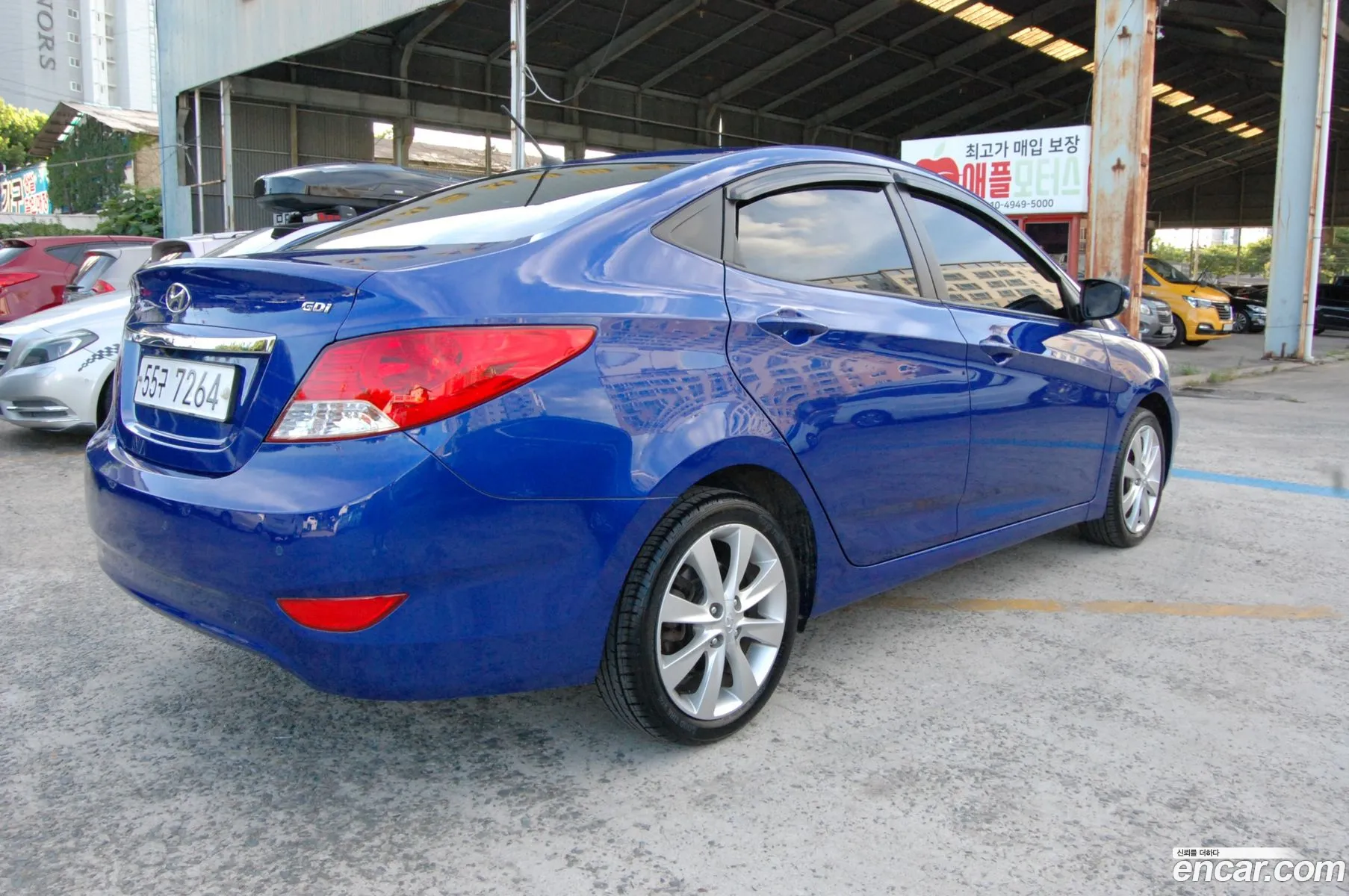 Hyundai Accent 2011 — 2