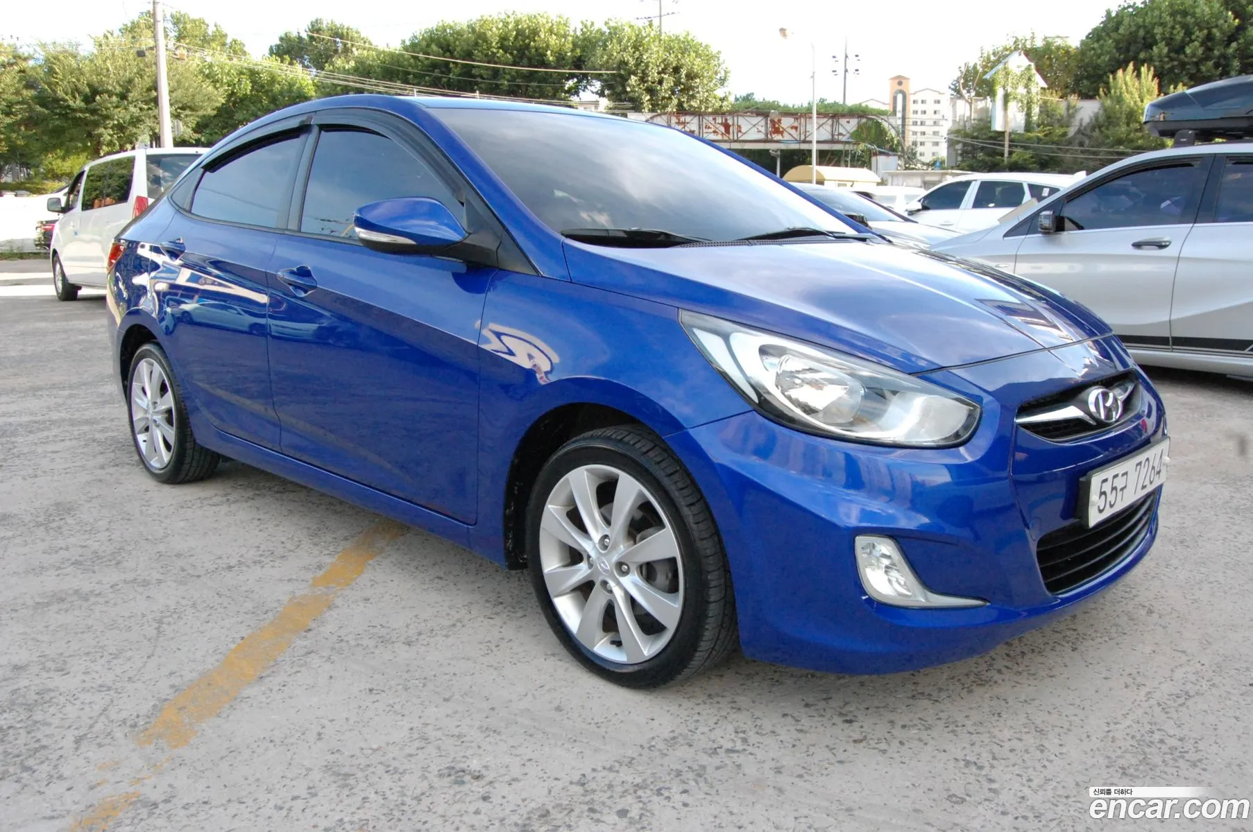 Hyundai Accent 2011 — 12