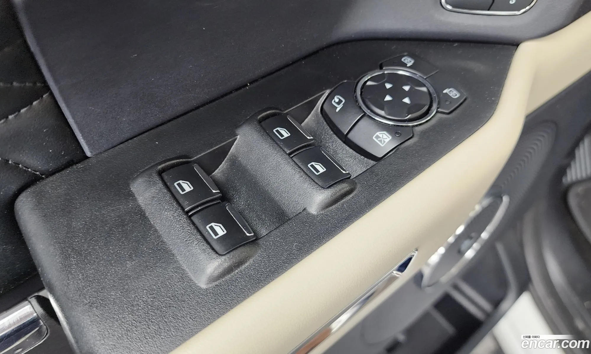 Ford Expedition 2021 1FMJU1MT000000000 — 35